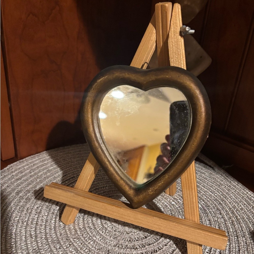 Florentine mirror Gold heart mirror Vintage accent wall decor made in Italy VTG